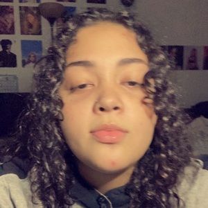 Meet your Posher, Alysha